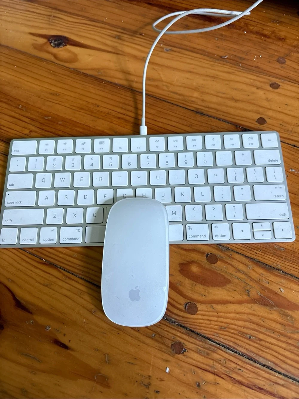 Apple A1644 Magic Wireless Bluetooth Keyboard and A1657 Magic Mouse 2 Combo